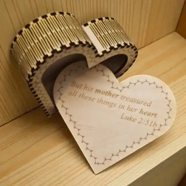 Boîte Cœur Amour Bois - création artisanale CREAFAMAX