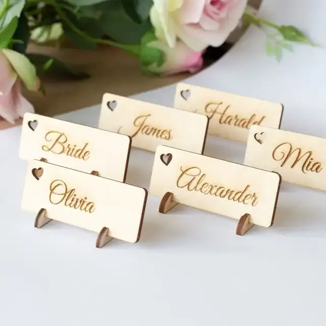 Marque Places Mariage Bois Personnalises - création artisanale CREAFAMAX