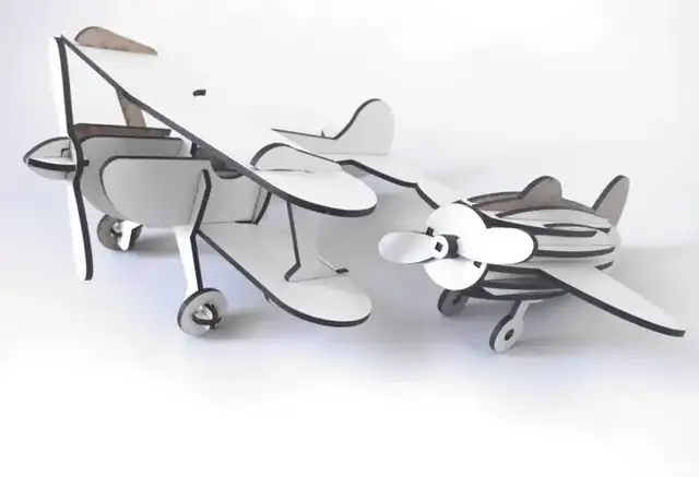 Avion Gravé Bois Maquette - création artisanale CREAFAMAX